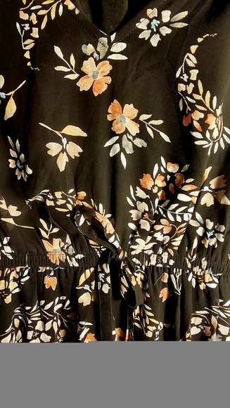 Romantic Floral Lovestitch long sleeve dress size medium - Picture 5 of 6